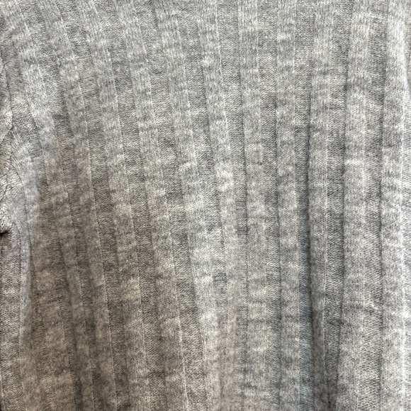 Divided Light Gray Knit Top - Picture 3 of 6